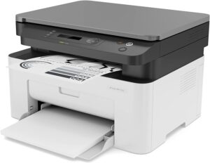 OBTENEZ LA QUALITÉ QUE VOUS SOUHAITEZ : UN TEXTE NOIR ET PRÉCIS. Cette imprimante HP Laser 135a étonnamment compacte offre une qualité d’impression exceptionnelle, page après page. Imprimez du texte précis, des noirs profonds et des graphismes éclatants. Vous pouvez compter sur une imprimante multifonction laser haute performance à un prix abordable. IMPRIMEZ FACILEMENT AVEC UNE MULTIFONCTION QUI S’ADAPTE À VOTRE ESPACE DE TRAVAIL. Vous pouvez installer cette imprimante multifonction HP Laser 135a quasiment partout : elle est petite et compacte. Bénéficiez de vitesses d’impression allant jusqu’à 20 ppm. Imprimez facilement et rapidement, directement depuis le panneau de commande. Bénéficiez d’une polyvalence inégalée et de hautes performances pour imprimer, numériser et copier.